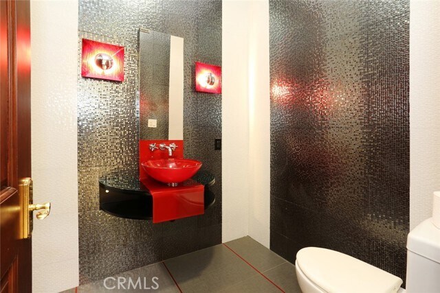 Building Photo - 831 E Orange Grove Ave