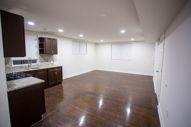 Building Photo - BRAND NEW 2 BEDROOM 1 BATH APARTMENT