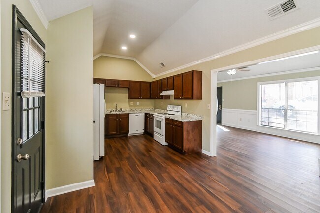 Building Photo - 5833 S Newberry Ln