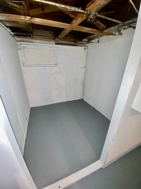 Building Photo - 8236 N Olympia St