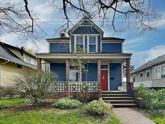 Building Photo - 2716 S 14th St