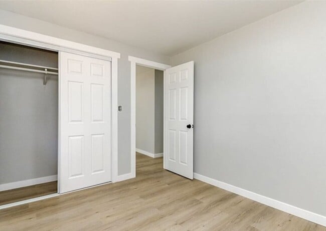 Building Photo - Beautiful 3 Bedroom Home on Spacious Lot in Federal Way