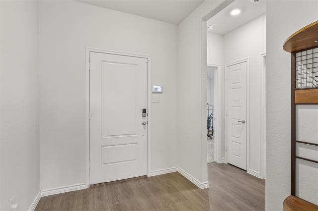 Building Photo - 809 Egret St