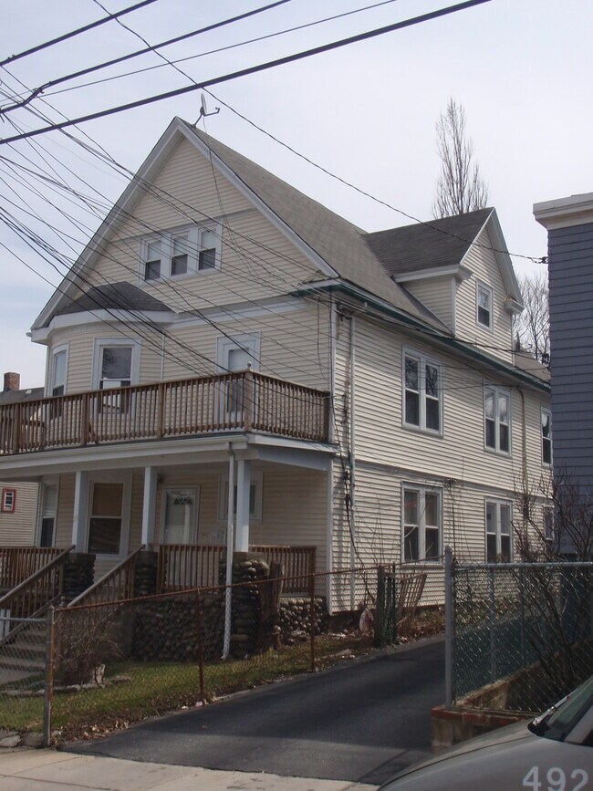 Building Photo - 22 Bailey St