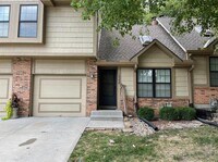 Building Photo - 10235 W 86th Ter