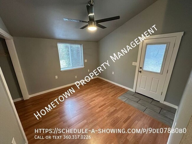 Building Photo - 3208 80th Ave SE