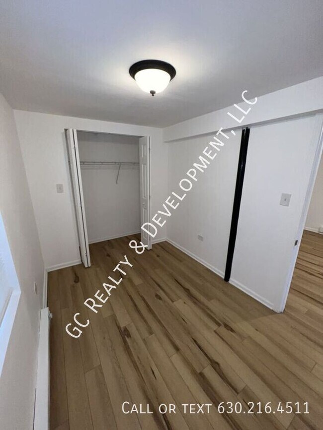 Building Photo - 915 N Monticello Ave