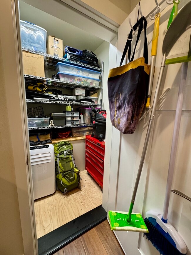 Building Photo - 1207 14th St