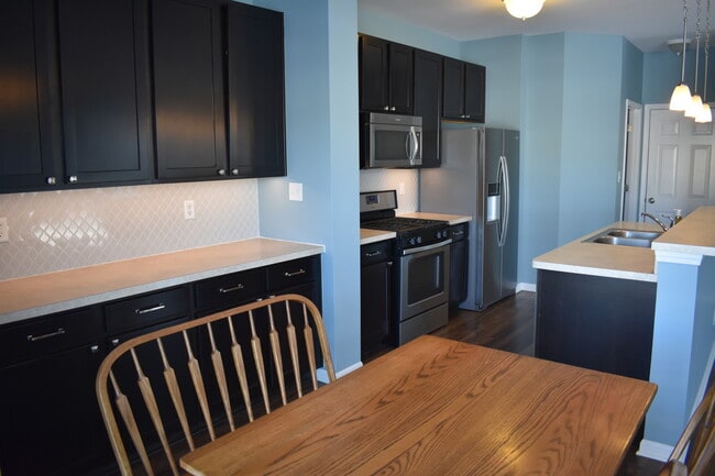 Building Photo - 5294 Platinum Dr