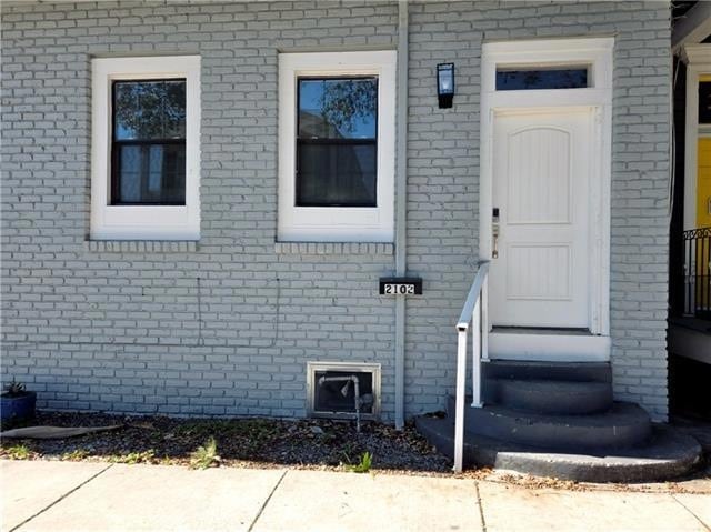 Building Photo - 2102 Josephine St