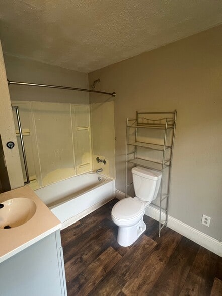 Building Photo - 57801 Moorewin Dr