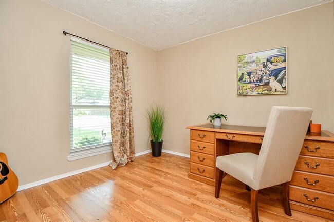 Building Photo - 2614 Cobble Ridge Dr