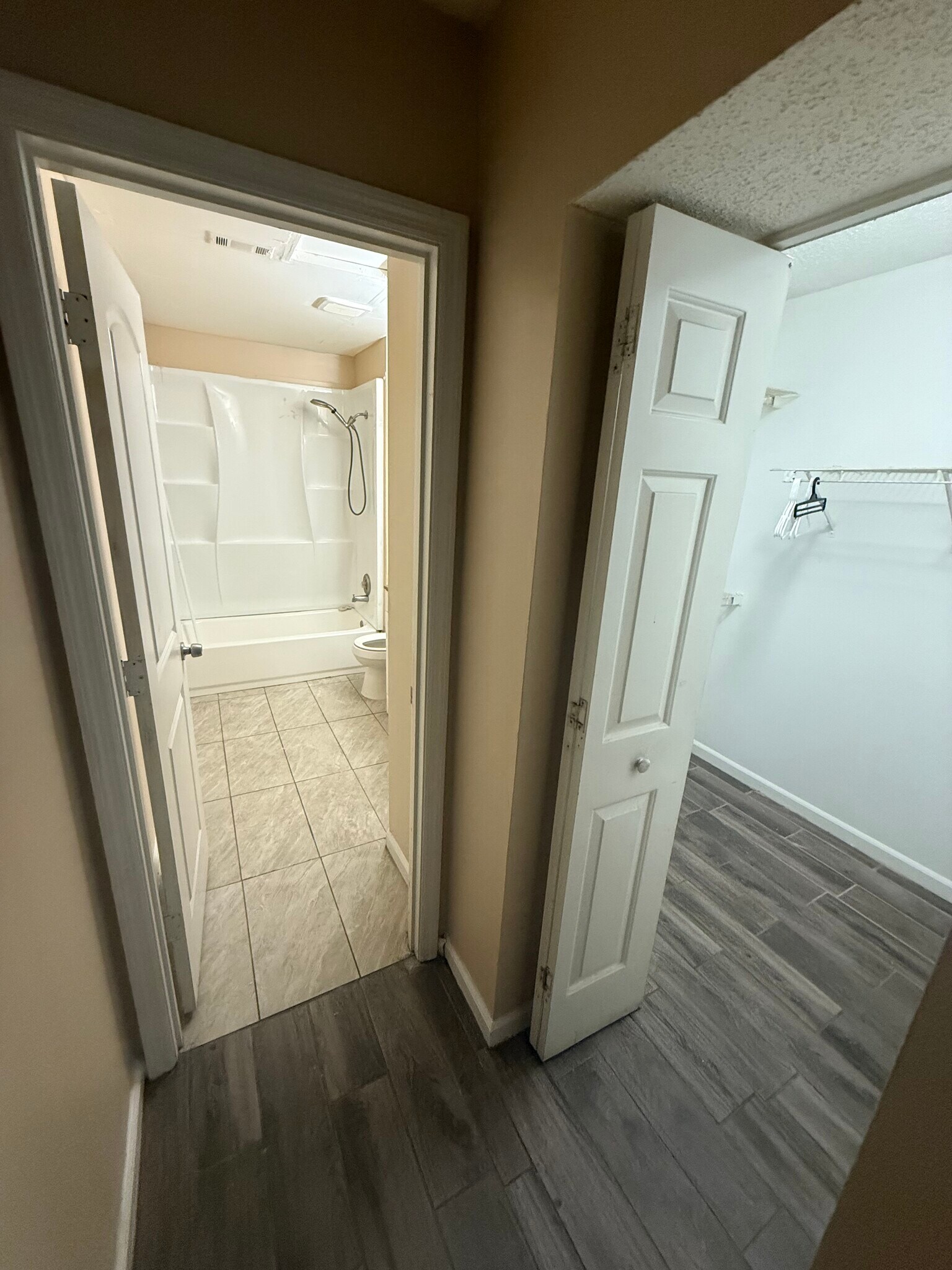 Building Photo - 606 Ridge Creek Dr