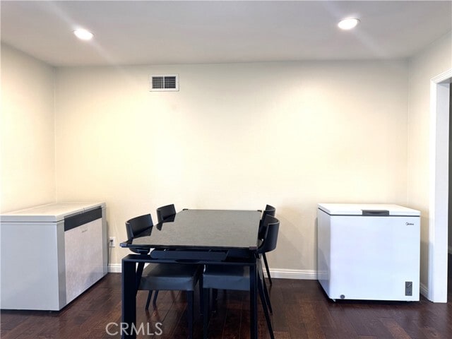 Building Photo - 13037 Beach