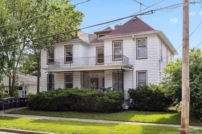 Building Photo - 17 S Channing St
