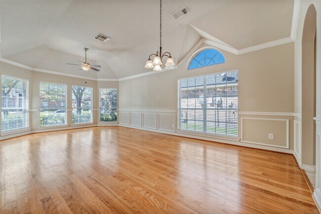 Building Photo - 22914 Cove Timbers Ct
