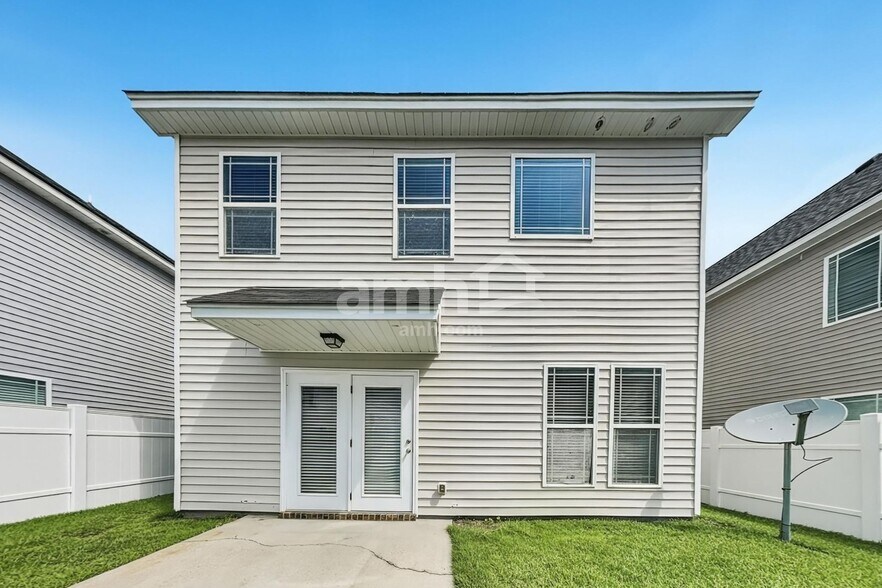 Building Photo - 50 Chey Hill Ln