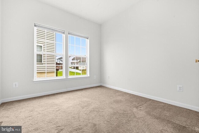 Building Photo - 5407 Silver Maple Ln