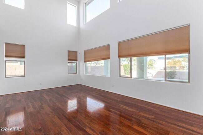 Building Photo - 16516 W Carmen Dr