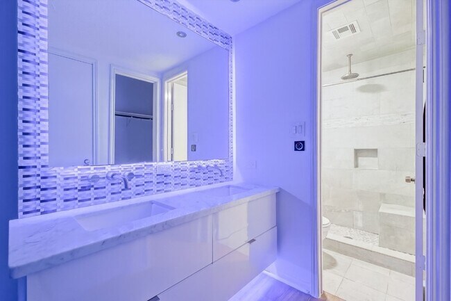 Building Photo - 2829 Timmons Ln