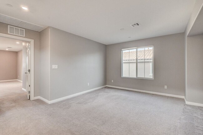 Building Photo - Beautiful Skye Canyon Home w/ 3rd Floor Living Suite - A MUST SEE!