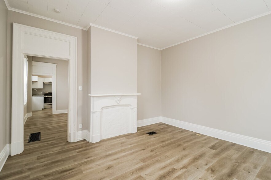 Building Photo - 836 Liberty St