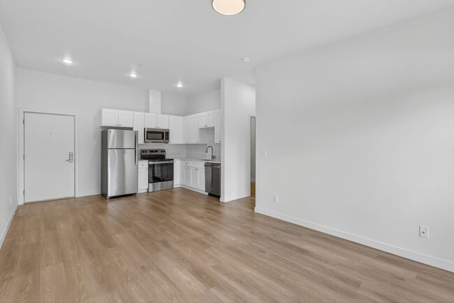Interior Photo - Powell Heights