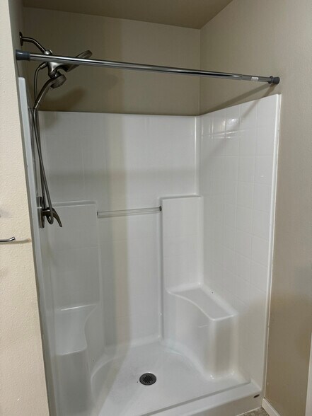 Building Photo - 16522 45th Ave E