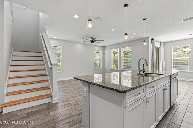Building Photo - 548 Kendall Crossing Dr
