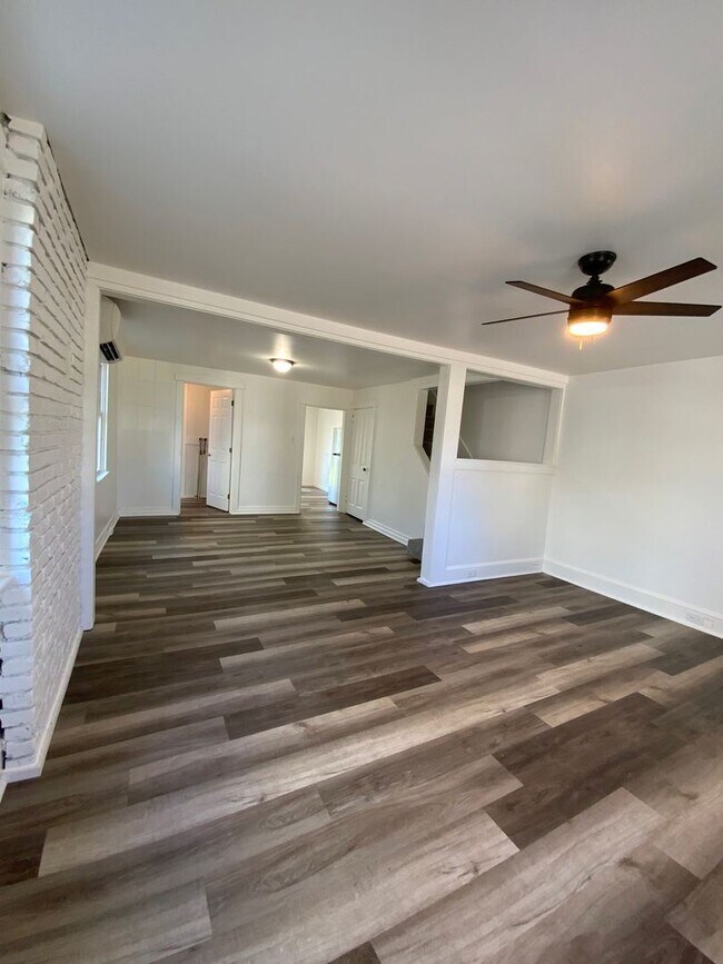 Building Photo - 3 br, 1 bath House - 111 NORTH RONKS ROAD