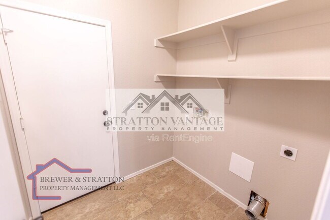 Building Photo - 3533 W Sousa Ct