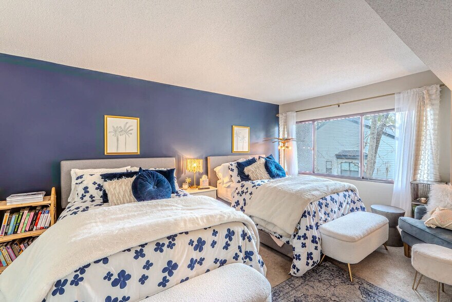 Building Photo - 137 Cordillo Pkwy