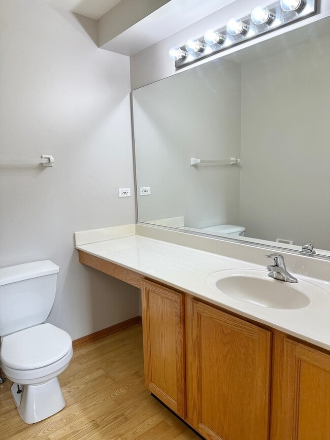 Building Photo - 2955 Belle Ln