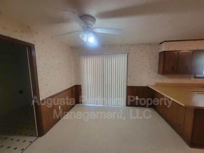 Building Photo - 2803 Ptarmigan Rd