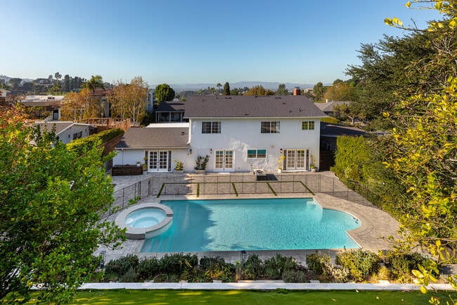 Building Photo - 3156 Dona Emilia Dr