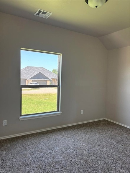 Building Photo - 2209 E Grassland Ln
