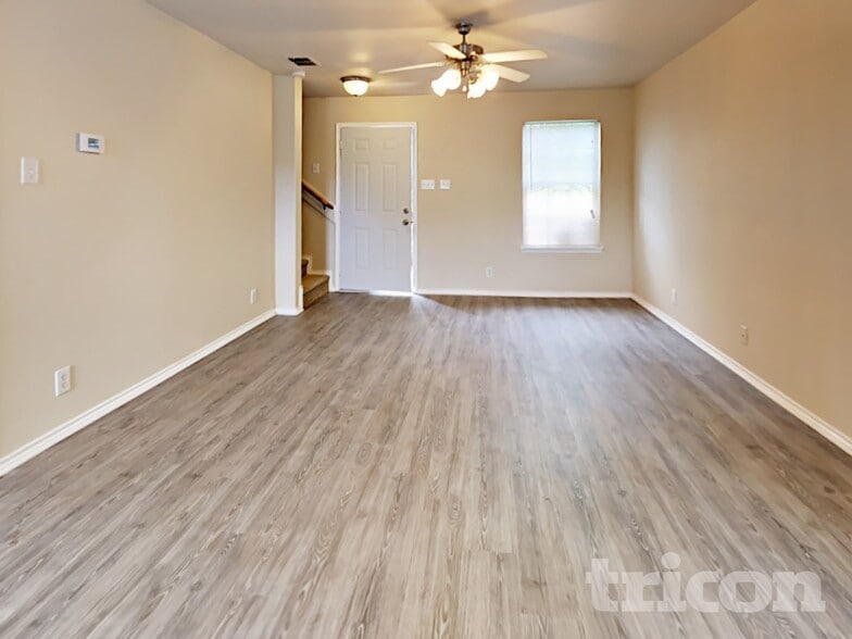 Building Photo - 5614 Red Canyon