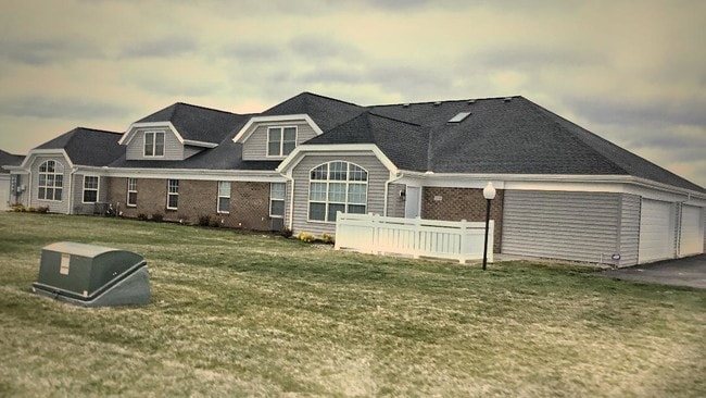 Primary Photo - 3600 Jaeger Rd