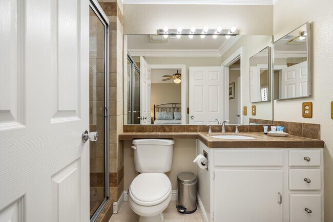 Building Photo - 76761 Chrysanthemum Way