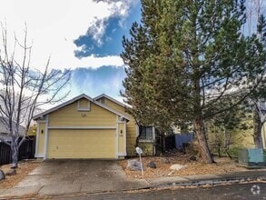 Building Photo - PERGOLA - COVERED PATIO - FENCED BACKYARD ...