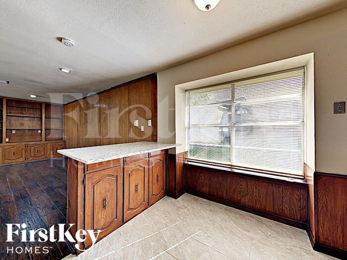 Building Photo - 114 Bailey Dr