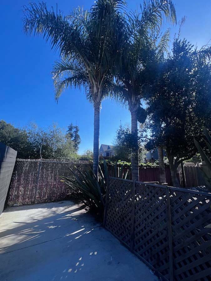 Building Photo - 720 37th St