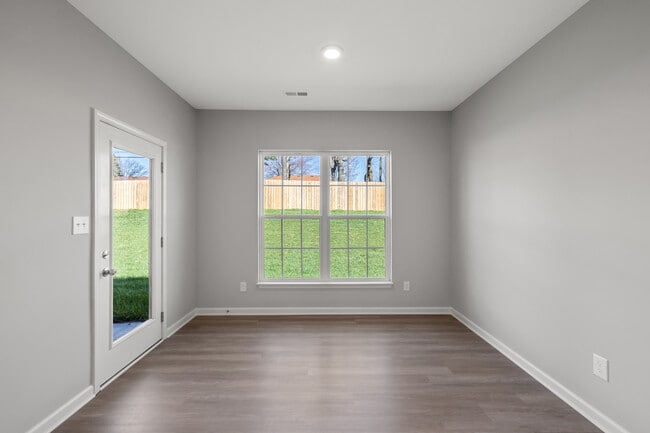 Building Photo - 500 Bellerive Blvd