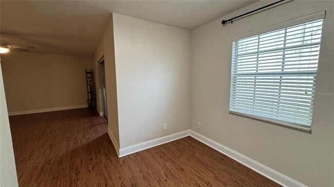 Building Photo - 205 Lewfield Cir