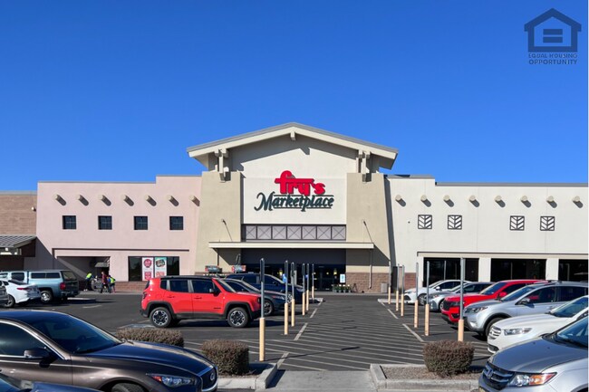 Building Photo - 13522 W Maryland Ave