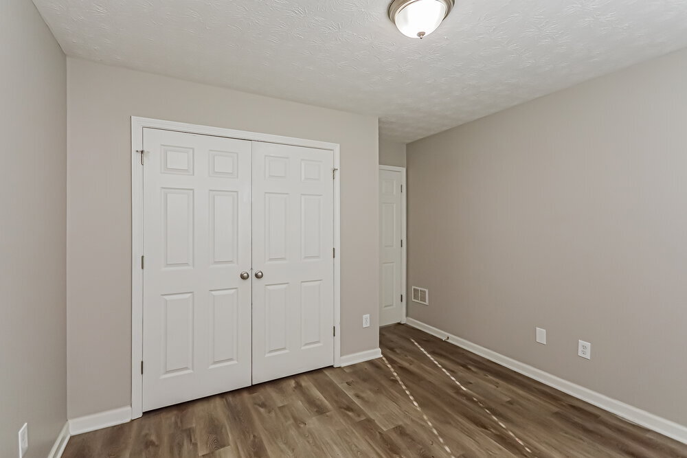Building Photo - 115 Syracuse Ln