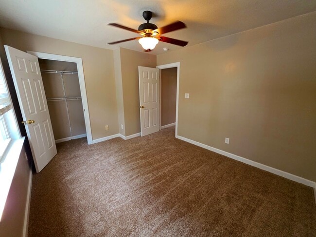 Building Photo - 2 BR 1.5 BA townhouse in Carolina Plantation