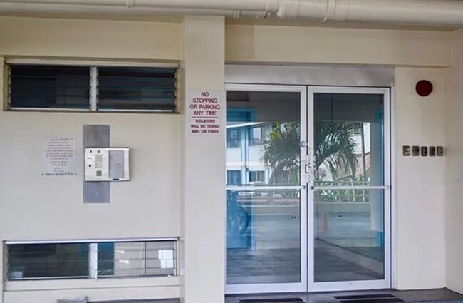 Building Photo - 1620 Keeaumoku Street #901