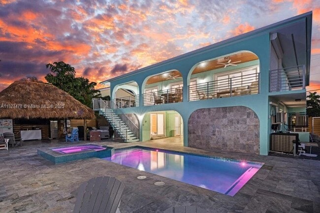 Building Photo - 232 W Seaview Dr
