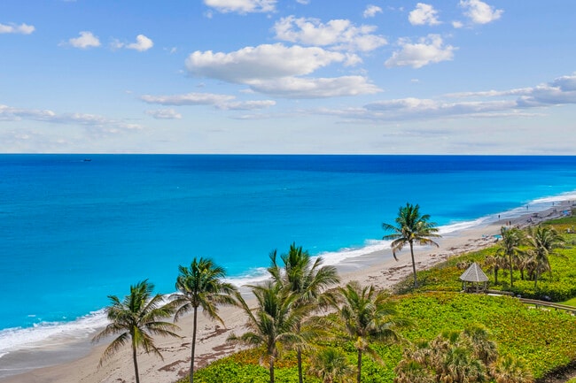 Building Photo - 500 Ocean Dr